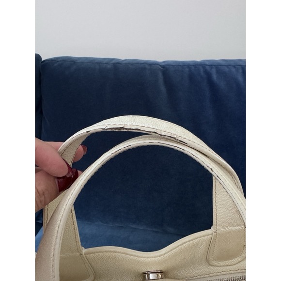 CHANEL Caviar Stitched Large Shopping ToteWhite Cream‎ - Picture 10 of 17